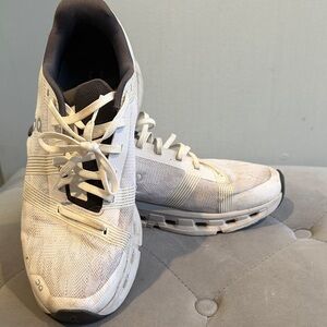 ON Women's White Athletic Shoes